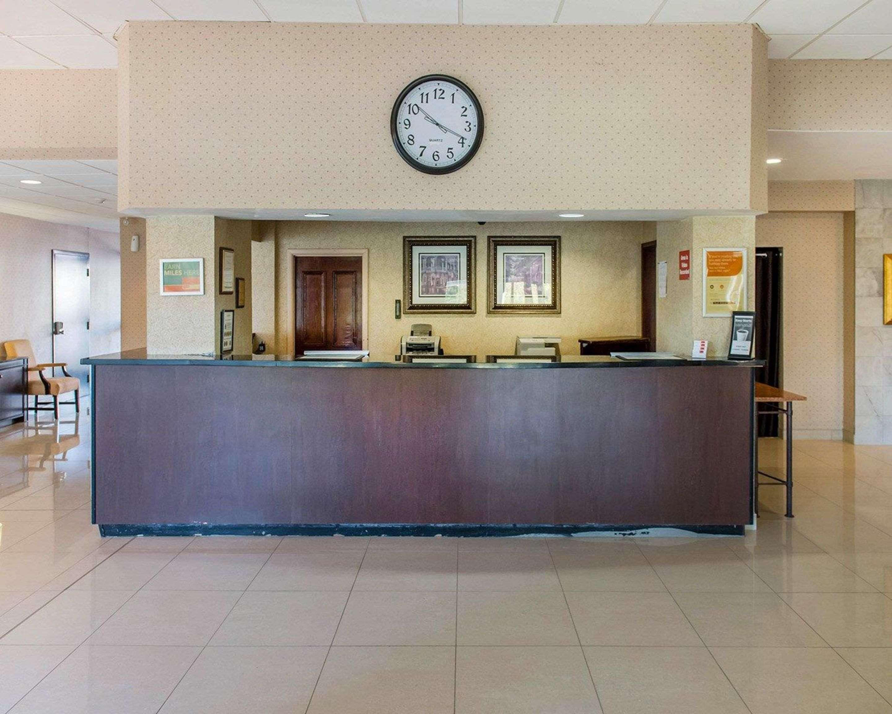 Econo Lodge Смітс-Фолз Екстер'єр фото