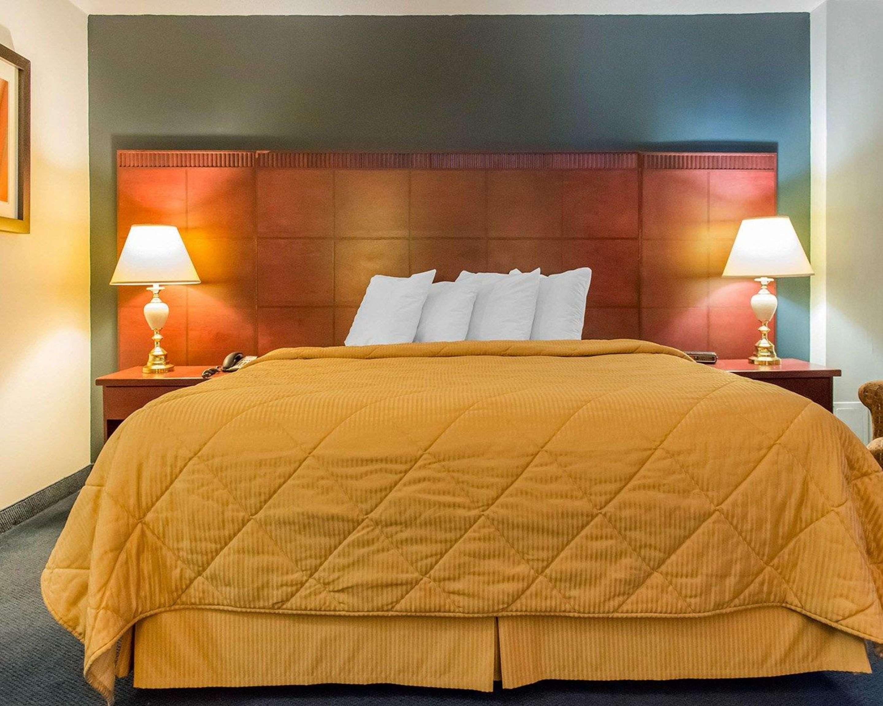 Econo Lodge Смітс-Фолз Екстер'єр фото