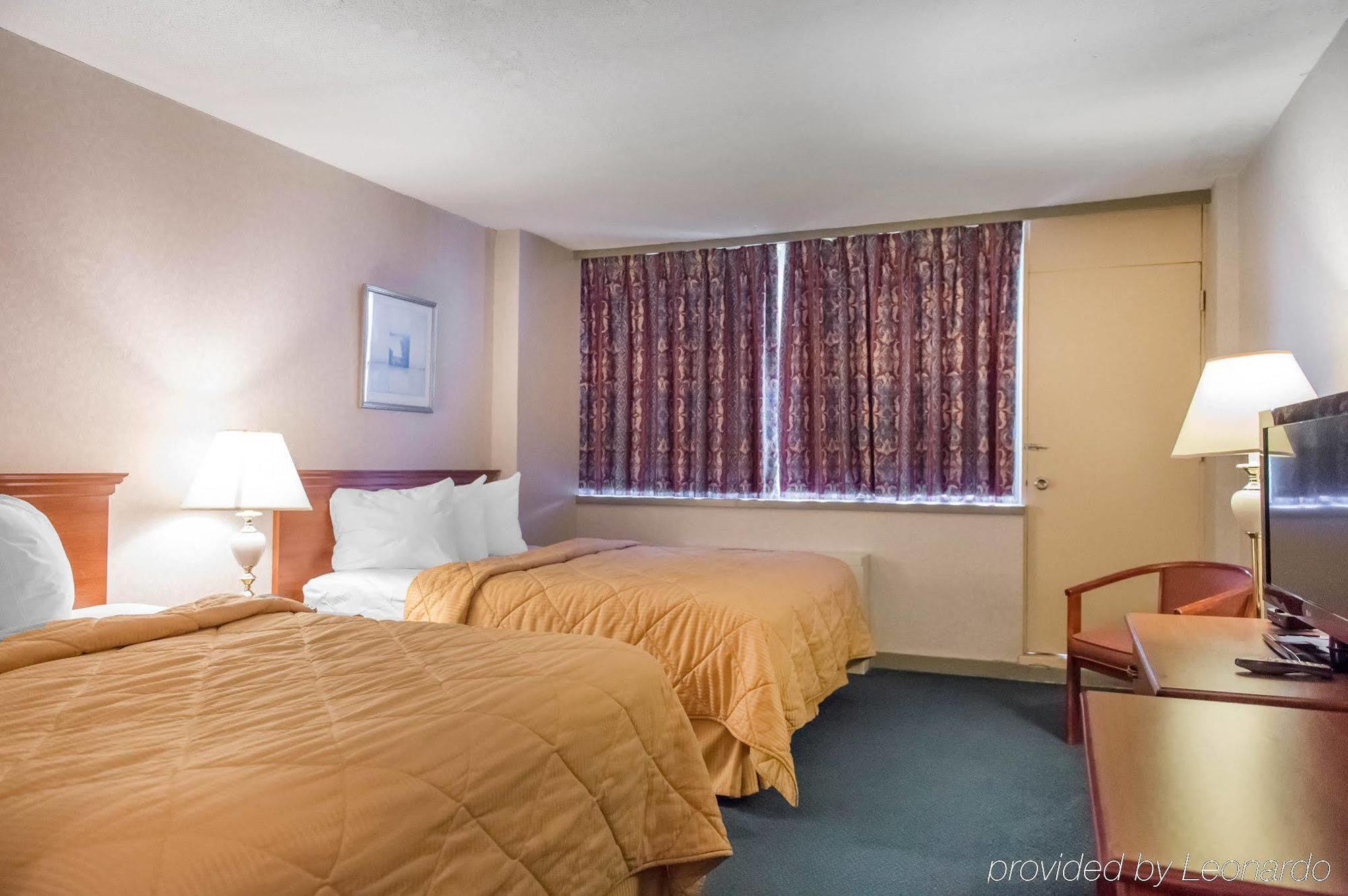 Econo Lodge Смітс-Фолз Екстер'єр фото