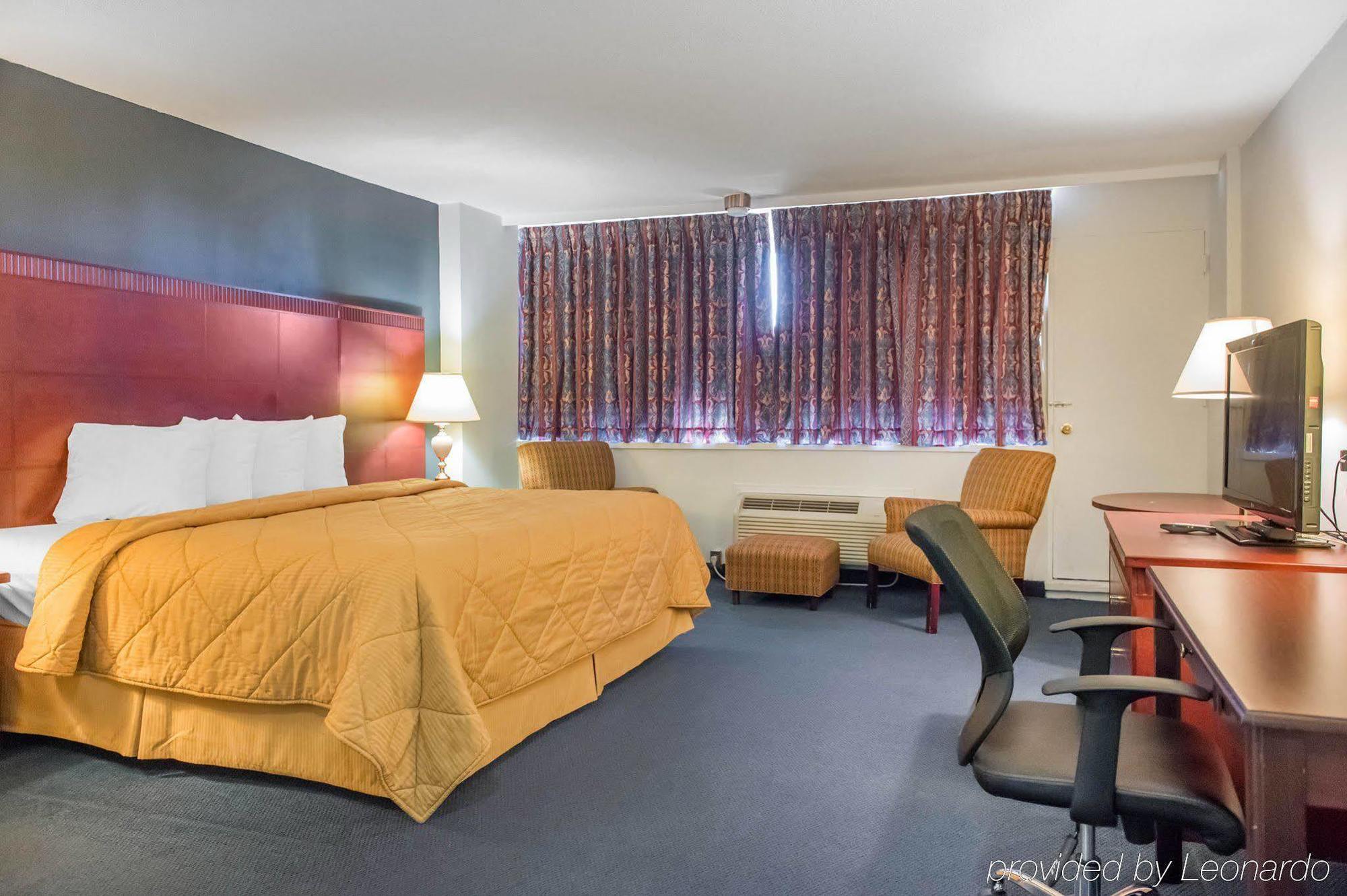 Econo Lodge Смітс-Фолз Екстер'єр фото