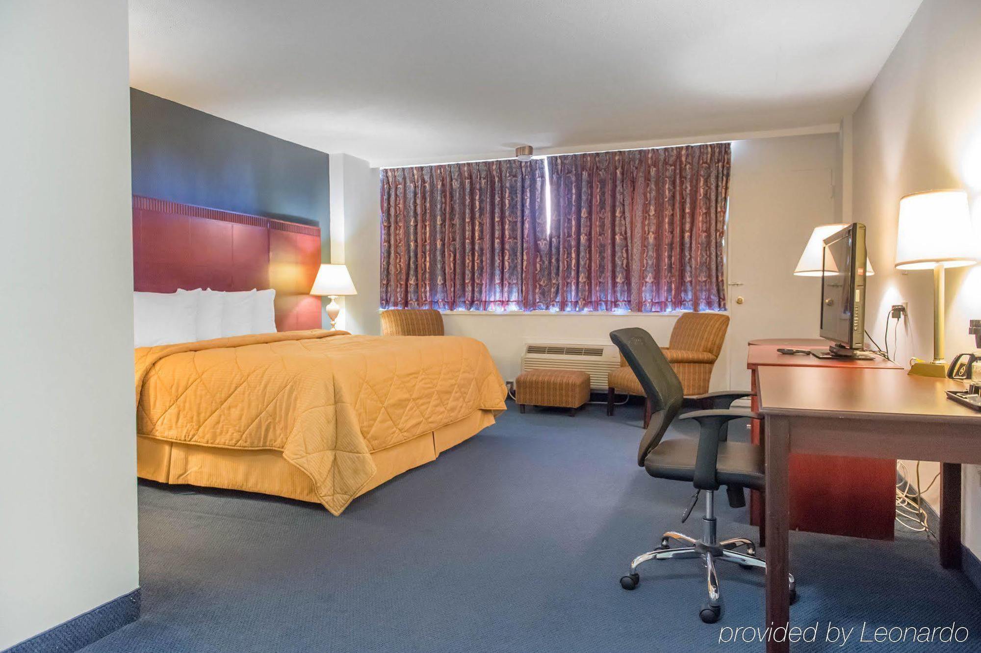 Econo Lodge Смітс-Фолз Екстер'єр фото